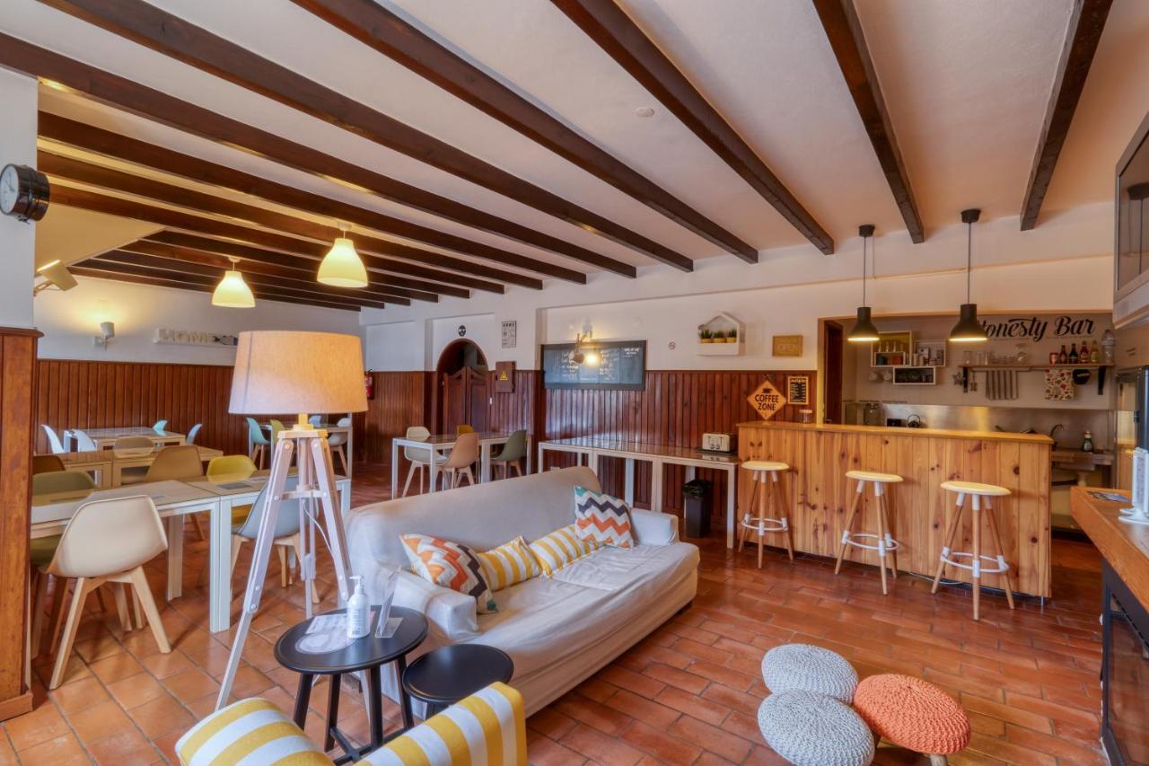 Homemoel Local Accomodation Al Сао Педру де Муел Екстериор снимка