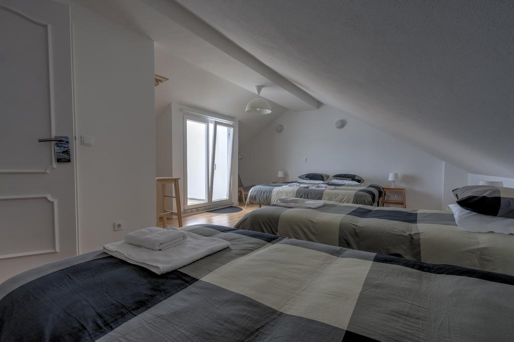 Homemoel Local Accomodation Al Сао Педру де Муел Стая снимка